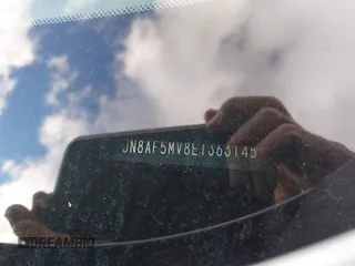 2014 Nissan Juke S with VIN JN8AF5MV8ET363145, listed as a IAAI auction lot 41210984 with 113,268 mi miles. Bid and sale history available at carsss.com. Image 9.