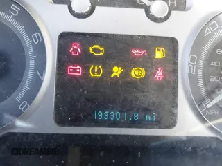 2009 Mercury Mariner Premier с VIN 4M2CU87G69KJ19332, выставлен на аукционе IAAI как лот 41011224 с пробегом 193 301 миль миль и . История ставок и продаж доступна на DreamBid. Изображение 15.