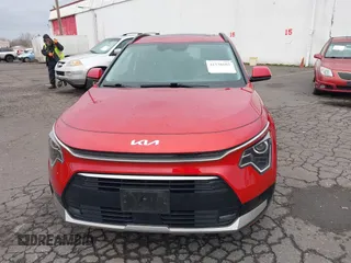 2023 Kia Niro EX with VIN KNDCR3LE8P5040383, listed as a IAAI auction lot 41538602 with 32,494 mi miles. Bid and sale history available at carsss.com. Image 12.
