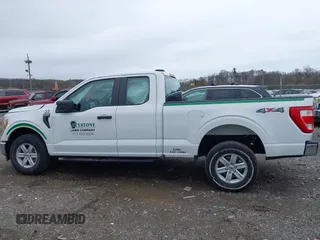 2021 Ford F-150 XL with VIN 1FTEX1EBXMKE25558, listed as a IAAI auction lot 41964121 with 31,488 mi miles and . Bid and sale history available at DreamBid. Image 14.