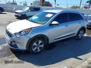 2018 Kia Niro LX with VIN KNDCB3LC9J5157481, listed as a IAAI auction lot 41682191 with 92,578 mi miles. Bid and sale history available at carsss.com. Image 17.