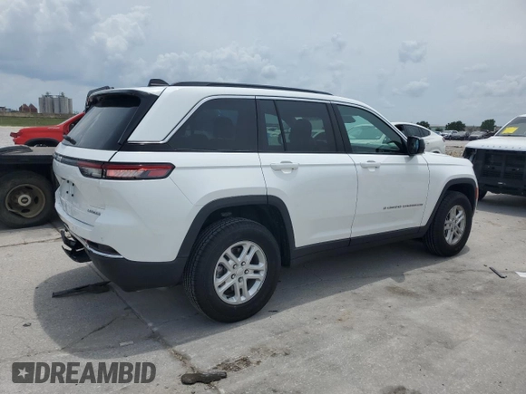 2025 Jeep Grand Cherokee Altitude with VIN 1C4RJGAGXSC281508, listed as a Copart auction lot 64841415 with 2,231 mi miles and Salvage title. Bid and sale history available at DreamBid. Image 3.
