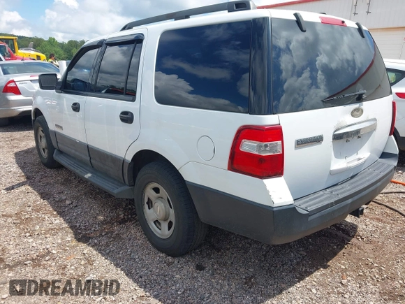 2007 Ford Expedition XLT with VIN 1FMFU16517LA83871, listed as a IAAI auction lot 42251938 with 192,256 mi miles and . Bid and sale history available at DreamBid. Image 3.