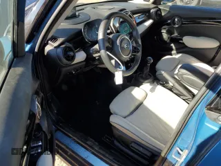 2022 MINI Hardtop 4 Door Cooper S with VIN WMW53DK08N2S29603, listed as a Copart auction lot 85194284 with 14,121 mi miles and Salvage title. Bid and sale history available at DreamBid. Image 8.