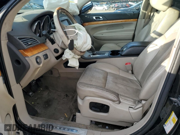 2011 Lincoln MKT with VIN 2LMHJ5AR4BBJ50091, listed as a Copart auction lot 83451404 with Not Provided miles and Salvage Title. Bid and sale history available at DreamBid. Image 7.