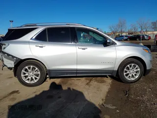 2018 Chevrolet Equinox LT with VIN 3GNAXJEV7JS645482, listed as a IAAI auction lot 41662618 with 77,460 mi miles. Bid and sale history available at carsss.com. Image 13.