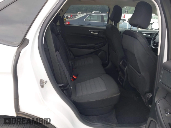 2023 Ford Edge SE z VIN 2FMPK4G95PBA49168, wystawiony jako IAAI lot #42403184 z przebiegiem 41 448 mil mil oraz . Historia ofert i sprzedaży dostępna na DreamBid. Obrazek 8.