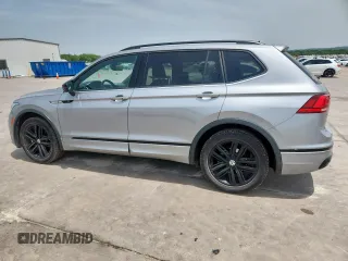 2022 Volkswagen Tiguan SE R-Line Black with VIN 3VVCB7AX5NM016910, listed as a Copart auction lot 57120005 with 54,812 mi miles and Salvage title. Bid and sale history available at DreamBid. Image 2.