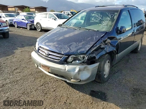 2001 Toyota Sienna LE with VIN 4T3ZF13C91U355926, listed as a Copart auction lot 88992805 with 130,397 mi miles and Salvage title. Bid and sale history available at DreamBid. Image 12.