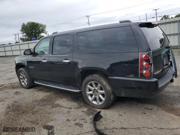 2007 GMC Yukon XL Denali with VIN 1GKFK668X7J342004, listed as a Copart auction lot 75498294 with NaN miles and Salvage Title. Bid and sale history available at carsss.com. Image 2.