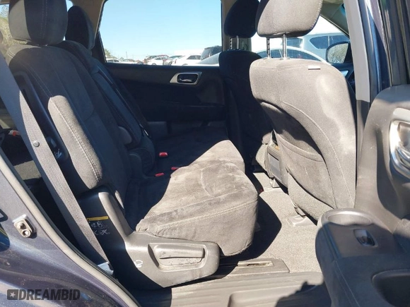 2016 Nissan Pathfinder S with VIN 5N1AR2MN2GC635186, listed as a IAAI auction lot 41786534 with 229,493 mi miles. Bid and sale history available at carsss.com. Image 8.