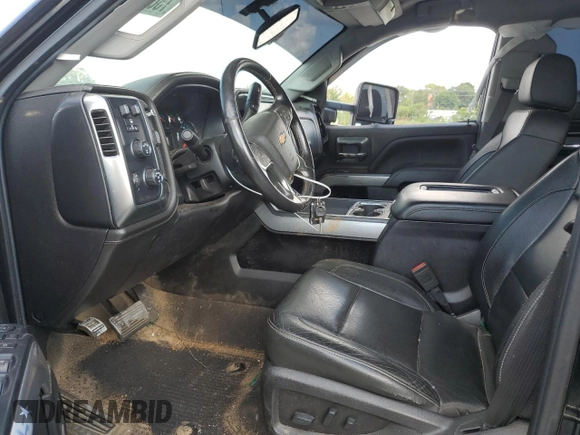 2019 Chevrolet Silverado 3500HD LTZ z VIN 1GC1KXEG0KF186796, wystawiony jako Copart lot #73894384 z przebiegiem 71 892 mil mil oraz Szkoda całkowita • Salvage title. Historia ofert i sprzedaży dostępna na DreamBid. Obrazek 7.