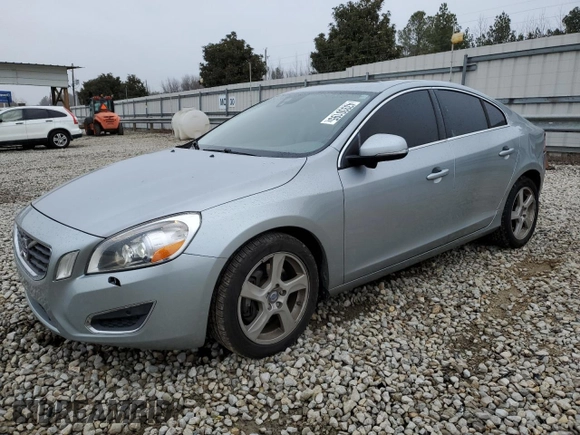 2013 Volvo S60 T5 Premier with VIN YV1612FS0D2200375, listed as a Copart auction lot 43930195 with 79,726 mi miles and Salvage Title. Bid and sale history available at carsss.com. Image 1.