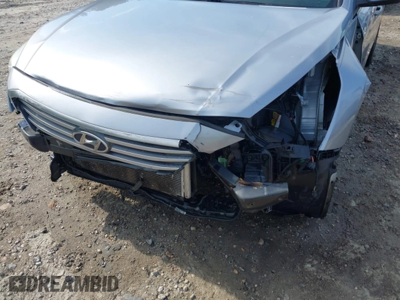 2015 Hyundai Sonata 2.4L SE with VIN 5NPE24AF9FH148413, listed as a IAAI auction lot 42081203 with 173,425 mi miles. Bid and sale history available at carsss.com. Image 19.