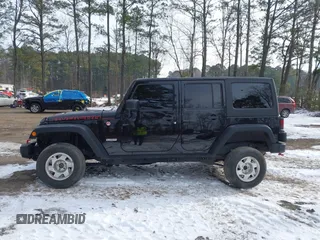 2017 Jeep Wrangler Unlimited Rubicon Recon z VIN 1C4BJWFG4HL723096, wystawiony jako IAAI lot #41393584 z przebiegiem 102 045 mil mil oraz . Historia ofert i sprzedaży dostępna na DreamBid. Obrazek 15.
