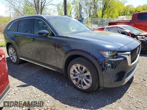2024 Mazda CX-90 Premium Plus z VIN JM3KKEHD7R1175478, wystawiony jako Copart lot #55216135 z przebiegiem 10 984 mil mil oraz Szkoda całkowita • Salvage title. Historia ofert i sprzedaży dostępna na DreamBid. Obrazek 4.