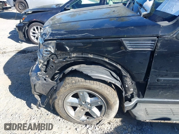 2007 Dodge Nitro SLT z VIN 1D8GU58K87W555759, wystawiony jako IAAI lot #41690213 z przebiegiem 196 779 mil mil oraz . Historia ofert i sprzedaży dostępna na DreamBid. Obrazek 6.