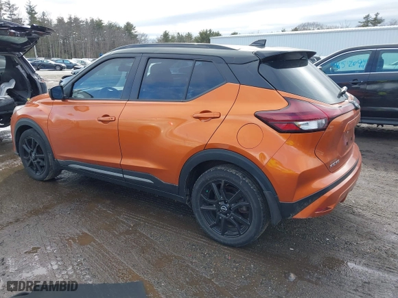 2022 Nissan Kicks SR with VIN 3N1CP5DV8NL497405, listed as a IAAI auction lot 41745038 with 79,733 mi miles. Bid and sale history available at carsss.com. Image 3.