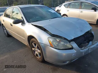 2002 Nissan Altima S with VIN 1N4AL11D72C174190, listed as a IAAI auction lot 41390812 with 171,646 mi miles. Bid and sale history available at carsss.com. Image 1.