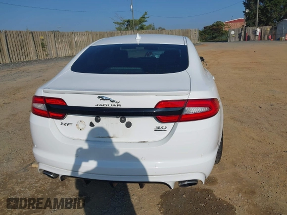 2015 Jaguar XF V6 Portfolio with VIN SAJWJ0FF4F8U72149, listed as a IAAI auction lot 40386903 with 49,055 mi miles. Bid and sale history available at carsss.com. Image 16.