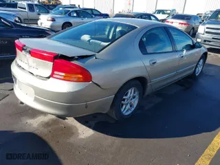 2002 Dodge Intrepid SE with VIN 2B3HD46R92H306859, listed as a IAAI auction lot 41647392 with 175,608 mi miles. Bid and sale history available at carsss.com. Image 4.