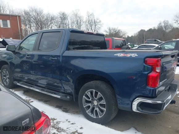 2022 Chevrolet Silverado 1500 LT with VIN 3GCPDKEK4NG621012, listed as a IAAI auction lot 41292608 with 33,940 mi miles. Bid and sale history available at carsss.com. Image 14.