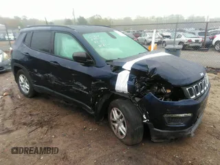 2018 Jeep Compass Sport with VIN 3C4NJCAB1JT204489, listed as a IAAI auction lot 41901474 with 112,480 mi miles. Bid and sale history available at carsss.com. Image 1.