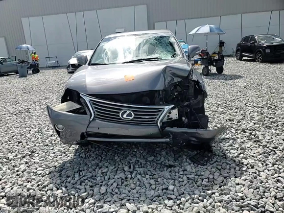 2013 Lexus RX 450h z VIN JTJZB1BA4D2410952, wystawiony jako Copart lot #61969555 z przebiegiem Nie podano mil oraz Szkoda całkowita • Salvage title. Historia ofert i sprzedaży dostępna na DreamBid. Obrazek 14.