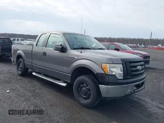 2011 Ford F-150 XL with VIN 1FTEX1EM7BFB69077, listed as a IAAI auction lot 41479180 with 176,288 mi miles. Bid and sale history available at carsss.com. Image 1.