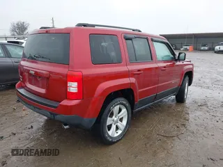 2015 Jeep Patriot Sport with VIN 1C4NJRBB0FD426312, listed as a IAAI auction lot 41435886 with 49,650 mi miles and . Bid and sale history available at carsss.com. Image 4.