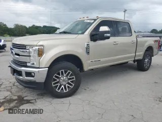 2018 Ford F-250 XL z VIN 1FT7W2BT5JEB25984, wystawiony jako Copart lot #58471895 z przebiegiem 106 555 mil mil oraz Szkoda całkowita • Salvage title. Historia ofert i sprzedaży dostępna na DreamBid. Obrazek 1.