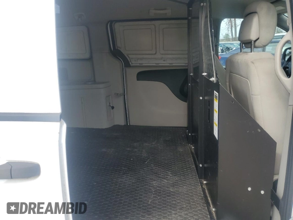 2014 Ram Cargo Van Tradesman with VIN 2C4JRGAG0ER400555, listed as a Copart auction lot 87909855 with 101,304 mi miles and Clean Title. Bid and sale history available at DreamBid. Image 11.