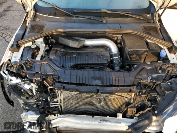 2015 Volvo V60 Cross Country T5 with VIN YV4612HK1F1001957, listed as a Copart auction lot 51150465 with 121,642 mi miles and Salvage Title. Bid and sale history available at carsss.com. Image 11.
