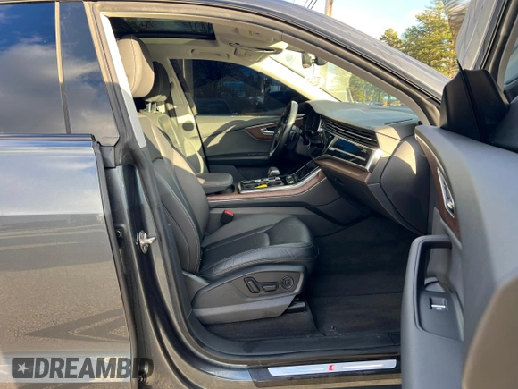 2019 Audi Q8 Premium Plus with VIN WA1EVAF13KD030516, listed as a Copart auction lot 83490714 with 100,199 mi miles and Clean Title. Bid and sale history available at carsss.com. Image 5.