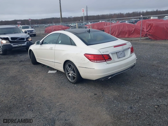 2015 Mercedes-Benz E-Class E 400 with VIN WDDKJ6HB3FF292379, listed as a IAAI auction lot 41838279 with 127,089 mi miles. Bid and sale history available at carsss.com. Image 3.