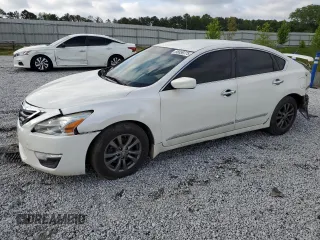 2015 Nissan Altima SV z VIN 1N4AL3AP4FC499696, wystawiony jako Copart lot #56659775 z przebiegiem 174 191 mil mil oraz Szkoda całkowita • Salvage title. Historia ofert i sprzedaży dostępna na DreamBid. Obrazek 1.