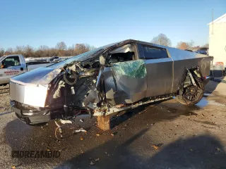 2024 Tesla Cybertruck Cyberbeast z VIN 7G2CEHEE3RA017028, wystawiony jako Copart lot #80123944 z przebiegiem 4 335 mil mil oraz Szkoda całkowita • Salvage title. Historia ofert i sprzedaży dostępna na DreamBid. Obrazek 1.