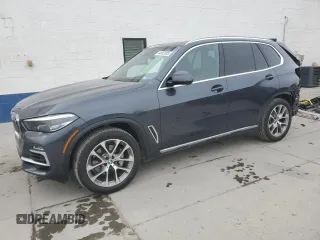 2020 BMW X5 xDrive40i with VIN 5UXCR6C05L9C87208, listed as a Copart auction lot 44582085 with 76,459 mi miles and Salvage Title. Bid and sale history available at carsss.com. Image 1.