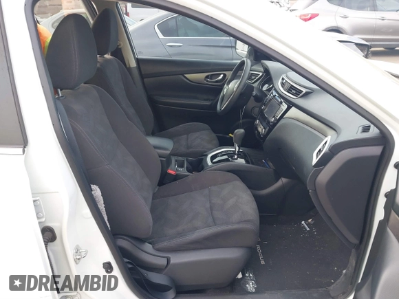2016 Nissan Rogue SV with VIN KNMAT2MV4GP692858, listed as a IAAI auction lot 41174106 with 85,499 mi miles. Bid and sale history available at carsss.com. Image 5.