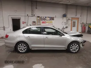 2012 Volkswagen Jetta Sedan SE w/Convenience & Sunroof PZEV with VIN 3VWBP7AJ0CM128368, listed as a IAAI auction lot 41239177 with 332,125 mi miles. Bid and sale history available at carsss.com. Image 13.