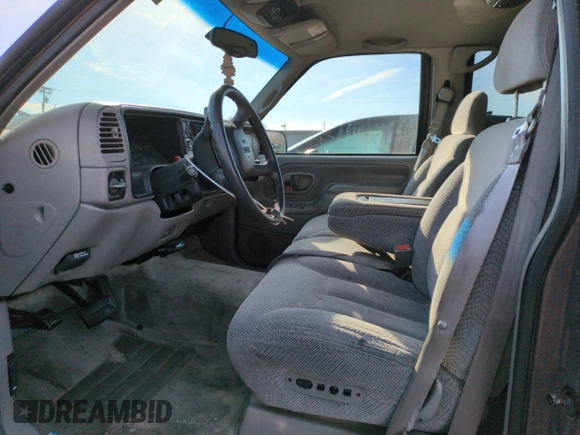 1998 GMC Suburban z VIN 3GKFK16R4WG507685, wystawiony jako Copart lot #87900735 z przebiegiem 183 033 mil mil oraz Szkoda całkowita • Salvage title. Historia ofert i sprzedaży dostępna na DreamBid. Obrazek 7.