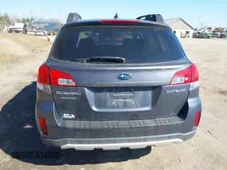 2014 Subaru Outback 2.5i Limited with VIN 4S4BRCLC1E3251925, listed as a IAAI auction lot 41770851 with 179,228 mi miles. Bid and sale history available at carsss.com. Image 17.