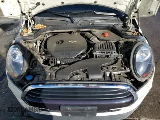 2019 MINI Hardtop 4 Door Cooper with VIN WMWXU1C57K2J01914, listed as a Copart auction lot 84330304 with 43,399 mi miles and Salvage Title. Bid and sale history available at DreamBid. Image 11.