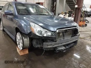 2014 Subaru Legacy Limited z VIN 4S3BMBL64E3036739, wystawiony jako IAAI lot #41409131 z przebiegiem 106 043 mil mil oraz . Historia ofert i sprzedaży dostępna na DreamBid. Obrazek 6.
