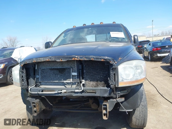 2007 Dodge Ram 2500 SLT with VIN 1D7KS28D27J502735, listed as a IAAI auction lot 41880179 with 368,304 mi miles. Bid and sale history available at carsss.com. Image 6.