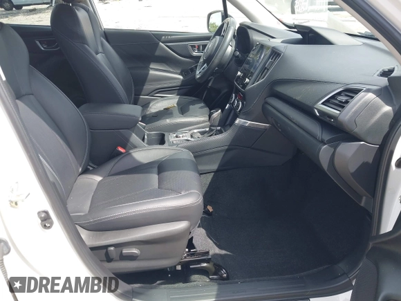 2021 Subaru Forester Touring with VIN JF2SKAXC8MH574427, listed as a IAAI auction lot 42529701 with 11,409 mi miles and . Bid and sale history available at DreamBid. Image 5.