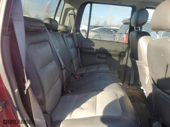 2004 Ford Explorer Sport Trac XLS with VIN 1FMDU77K44UC29961, listed as a Copart auction lot 46404655 with 275,432 mi miles and Clean Title. Bid and sale history available at carsss.com. Image 10.