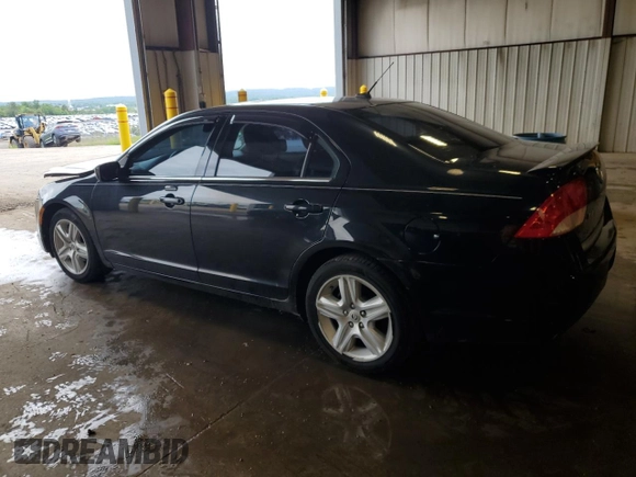 2010 Mercury Milan z VIN 3MEHM0HA4AR633721, wystawiony jako Copart lot #58526725 z przebiegiem 172 968 mil mil oraz Szkoda całkowita • Salvage title. Historia ofert i sprzedaży dostępna na DreamBid. Obrazek 2.
