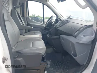 2017 Ford Transit z VIN 1FTYE1YM6HKA76808, wystawiony jako IAAI lot #42223012 z przebiegiem 251 855 mil mil oraz . Historia ofert i sprzedaży dostępna na DreamBid. Obrazek 5.