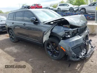 2021 Jeep Grand Cherokee Altitude z VIN 1C4RJKAG7M8209836, wystawiony jako IAAI lot #42166912 z przebiegiem 49 406 mil mil oraz . Historia ofert i sprzedaży dostępna na DreamBid. Obrazek 1.